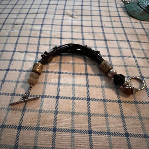 Silpada SS & Leather Necklace ,Bracelet, earrings set - Picture 3 of 8